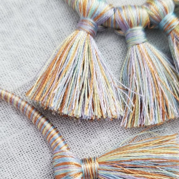 💥Multicolored Tassel Earrings - Picture 2 of 3